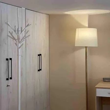 Lovely Apartment In Pogradec City With A Lake View Exterior photo